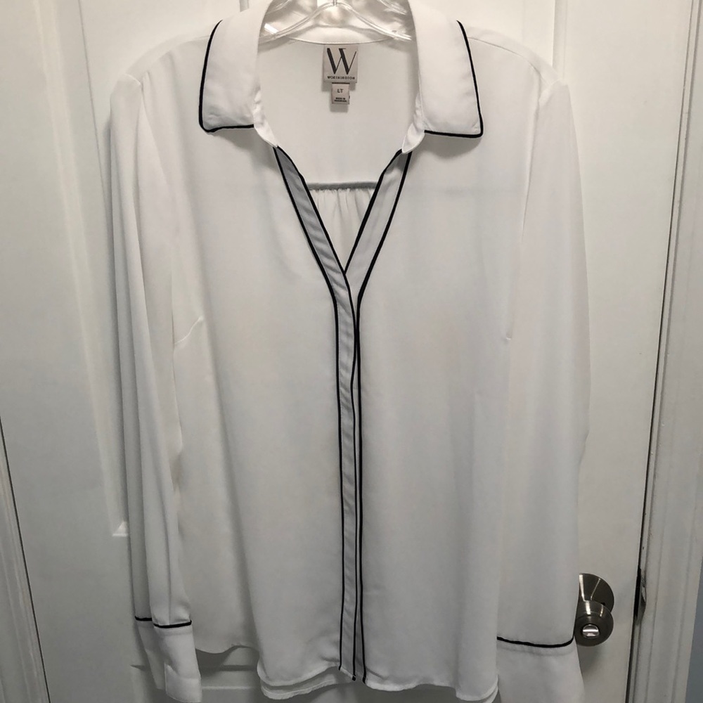 Worthington white with black trim blouse